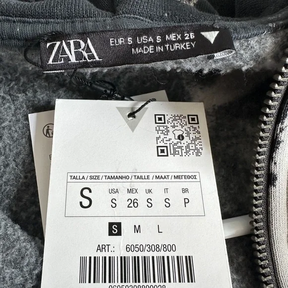NWT. Zara Two-Tone Black and Gray Women's Cropped Hoodie. Size S. - Picture 5 of 5
